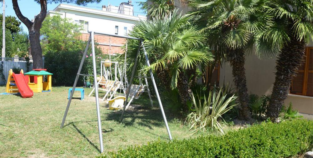 Hotel Trieste Senigallia Esterno foto