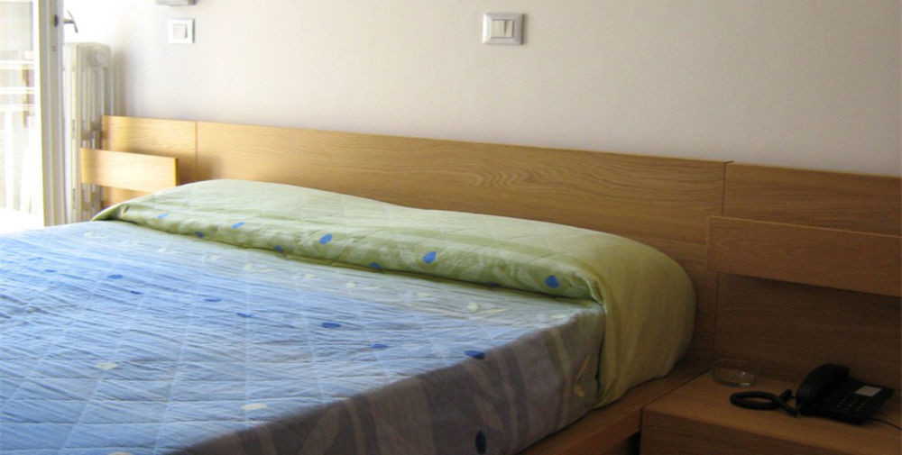 Hotel Trieste Senigallia Esterno foto